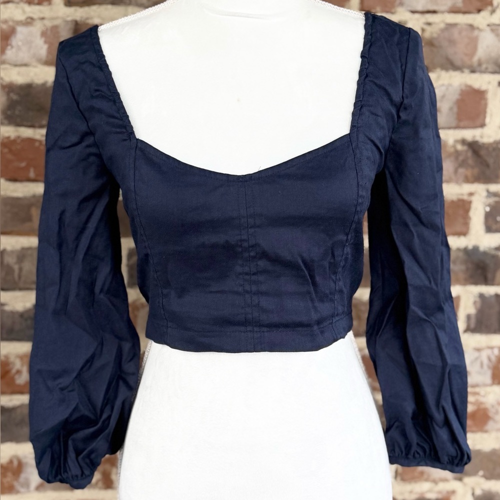 🦋 Babaton Elegant Navy Women's Crop Top